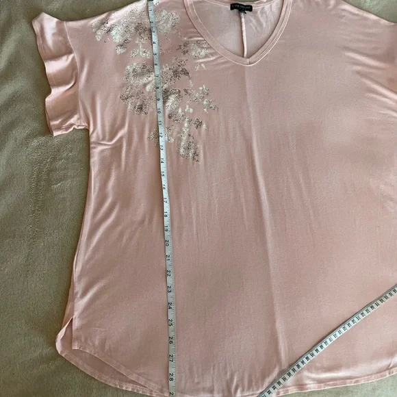 Lane Bryant Soft V-Neck Ruffle Sleeve Tee - Size 18/20 - Picture 10 of 13